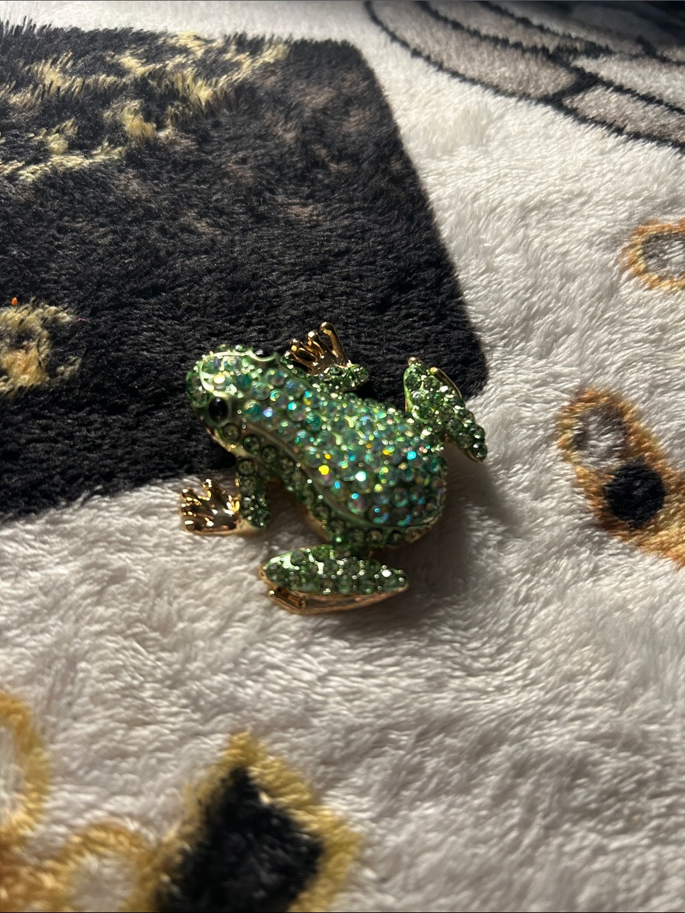 Green Crystal Frog Brooch with Gold Accents
